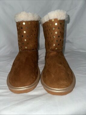 True Craft Brown Suede Shearling-Trim Boots with Gold Dot Accents